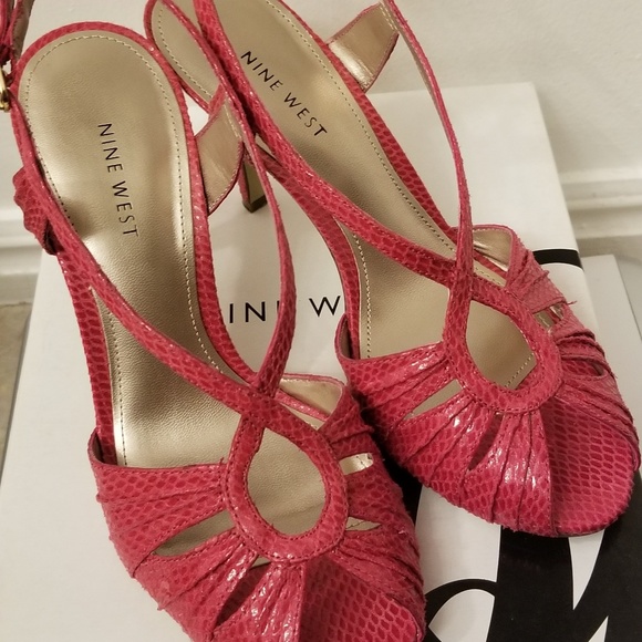 Sandals - Picture 2 of 2